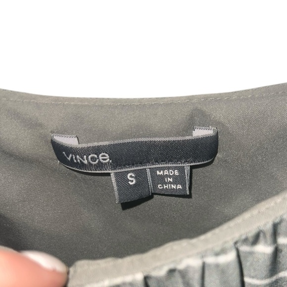 EUC Vince 100% Silk Green White Striped Lined Tank Small Lightweight - Picture 5 of 7